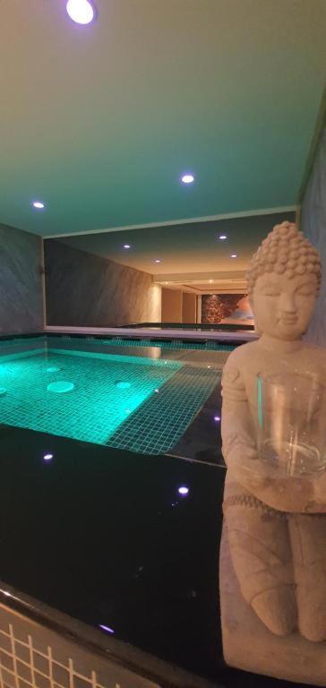 Modern Top Floor Sea View 3Br With Pools, Spa & Fitness Bečići エクステリア 写真