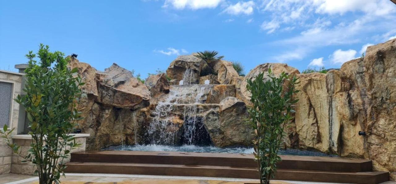 Modern Top Floor Sea View 3Br With Pools, Spa & Fitness Bečići エクステリア 写真