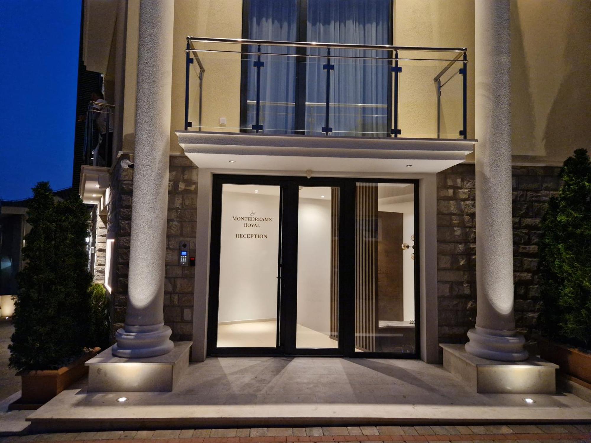 Modern Top Floor Sea View 3Br With Pools, Spa & Fitness Bečići エクステリア 写真
