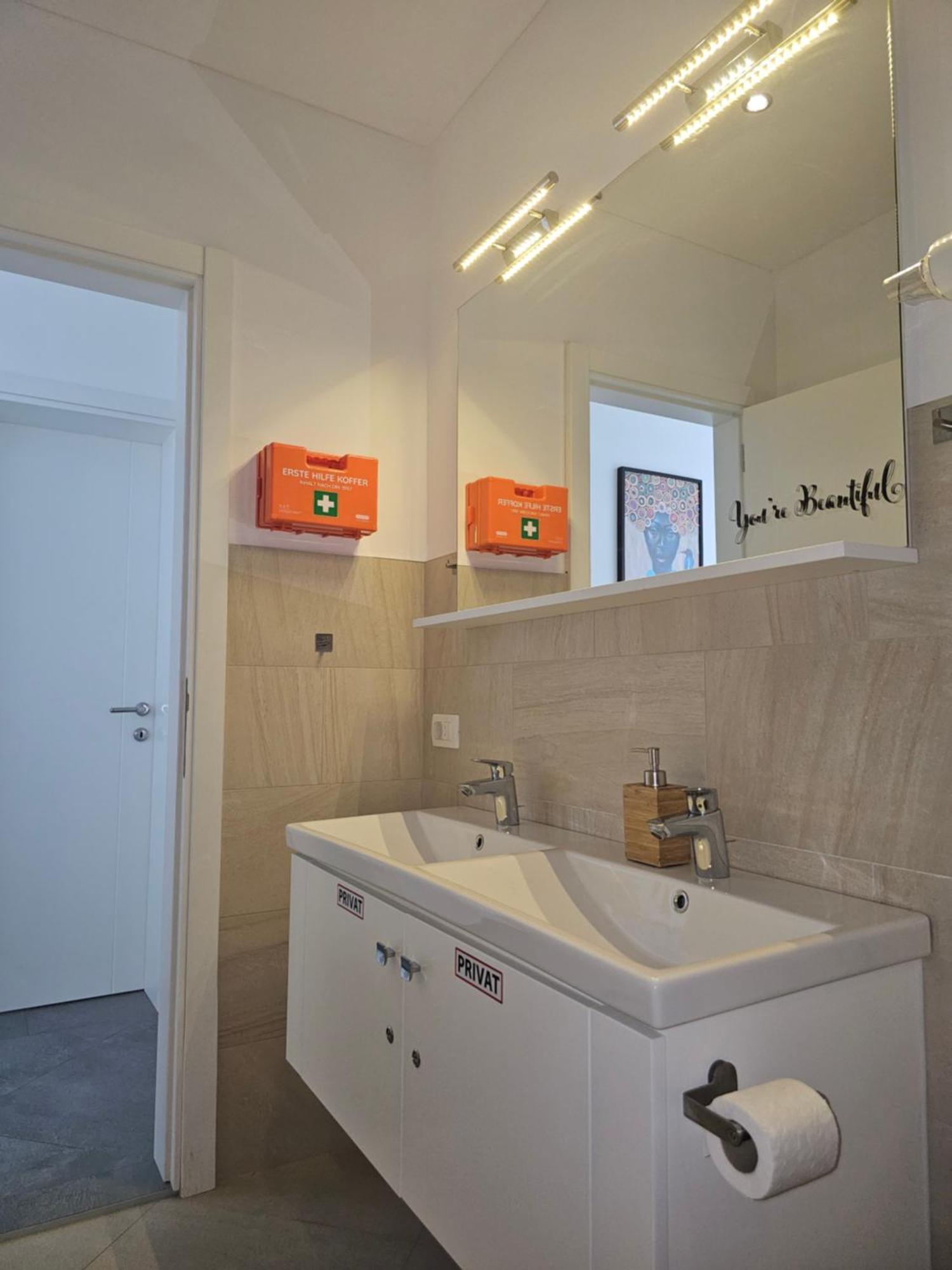 Modern Top Floor Sea View 3Br With Pools, Spa & Fitness Bečići エクステリア 写真