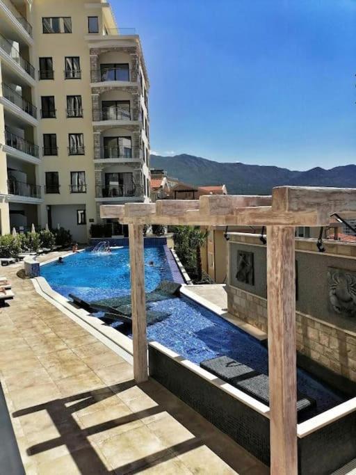 Modern Top Floor Sea View 3Br With Pools, Spa & Fitness Bečići エクステリア 写真